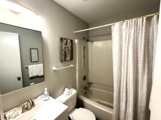 Fiddler's Cove 10-i 2 Bedroom, 1 Block From Beach - 2