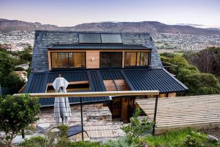 Mountain Gem - nestled between ocean and mountain - 6