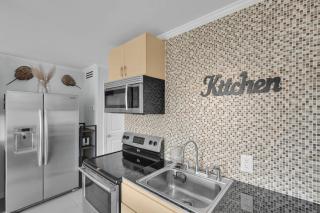 Ocean Villa A205 - Romantic Beachfront Getaway - 1