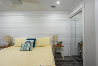 Ov C125 Steps To Beach And Pool - 2