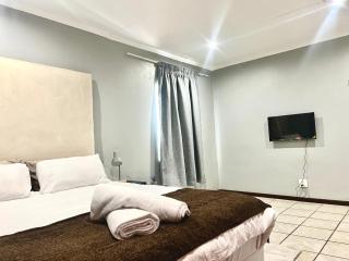 De'Lush Oasis - Pretoria - 1