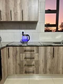 Pink Lopez Guest House - Manzini - 8