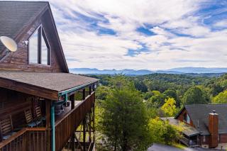 Mountain Splendor by American Patriot Getaways - 1