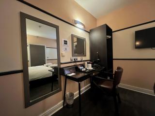 HNFC Stays - Lux & Free Parking - 3