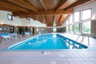 AmericInn by Wyndham Sturgeon Bay - 1