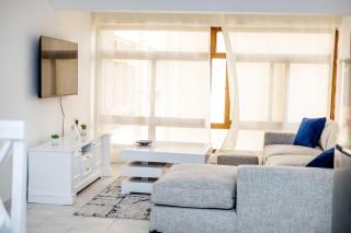 LILAC Beachfront 1bedroom Apartment - 9