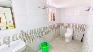 ELO House - Spacious 2BHK Apartment with Kitchen, Malleswaram - Bangalore - 6