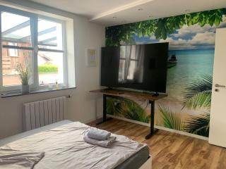 HomeOffice Zimmer Küche WLAN TV mit Terrasse Grill - - 9