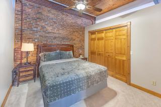 Gorgeous apartment across from La Crosse Center - La Crosse - 3