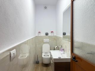 Countriside Holiday Villa - - 2
