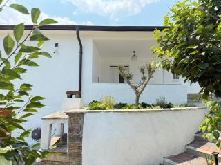 Countriside Holiday Villa - - 8