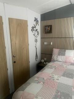 Relaxing Caravan Stay near Lake District - Workington - 3