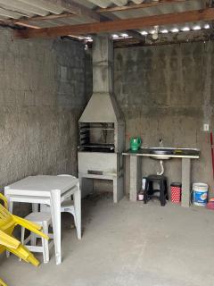 Casa com 2 quartos e 3 camas no Rio vermelho - 4