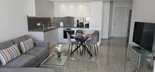 AURA Apt Modern 1BR in Central Limassol and Free Parking - Limassol - 3