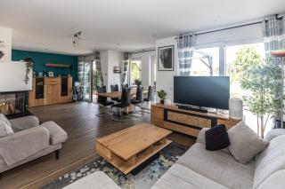 Ferienhaus Thiele - Familienglück mit Garten - Kamin - Sauna - Pool - Weimar - 3