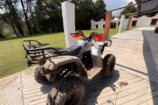 Rancho con cuatrimotos y cine - 5