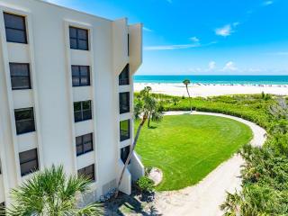 Gulf & Bay Club by Beachside Management - 2