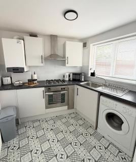 Telford Court - Newport - 6