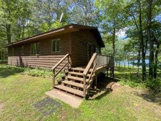 Lakefront Cabin by arc Rental Management - Iron River - 8