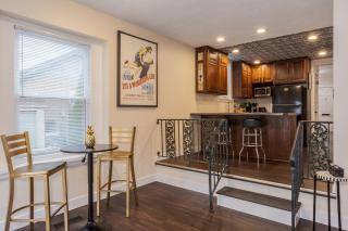The Bailey House - Bloomington - 3