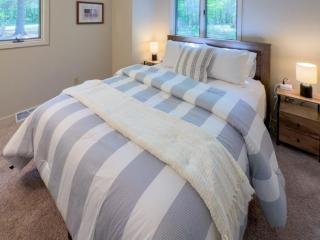 Lakefront Cabin by arc Rental Management - Iron River - 3