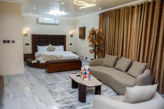 VM Homes Presidential Suite with balcony - Accra - 1