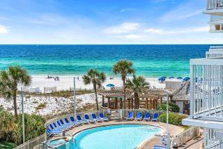 Pelican Beach Resort 415 - 5