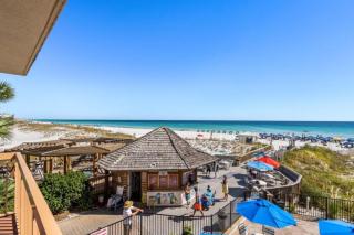 Pelican Beach Resort 415 - 4