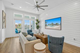 Sunset Shores Escape - 6