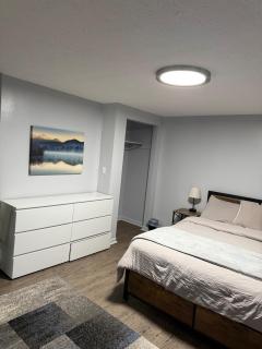 Modern & Quiet 1BR Apartment in Downtown - OTR - WiFi - Parking - 9