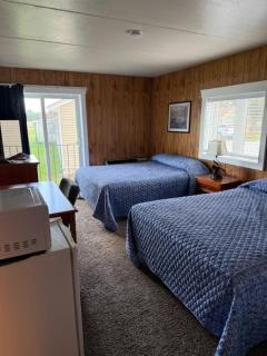 Mushroom Cap Motel - - 0