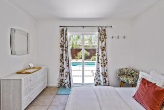 Cozy Desert Bungalow - 1