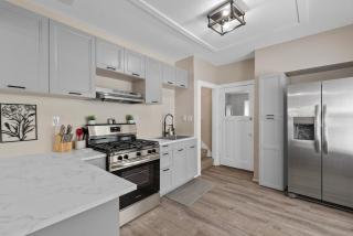 Cozy 3BR for Traveling Nurse and Families by Mys House - 4
