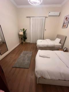 Zamalek high ceiling 3BR - 9