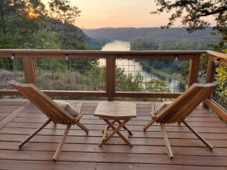 NEW Romantic CLIFF GLAMPING w Vista Views of WHITE RIVER, Minutes to fishing and hikes! - 3