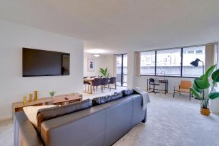 Apartment Near to Metro Station at Crystal city - Arlington - 3