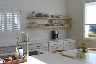 Blue Water Beach House - 2
