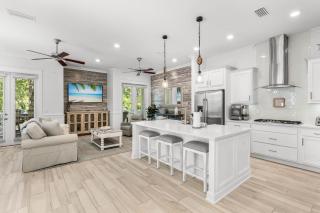 Sunshine for the Soul by Stay on 30A, Golf Cart! - 2