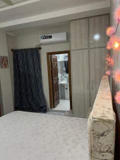Comfy hushed space 1 wud love - Islamabad - 6