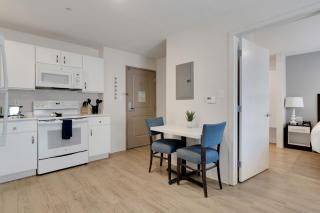Simplicity At The Rim 1203 I Spacious 1 Bed 1 Bth - 2