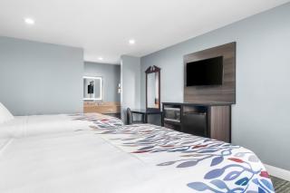 Americas Best Value Inn and Suites Siloam Springs - 8