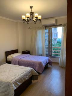 Elegant 3BR Near South Park - 7