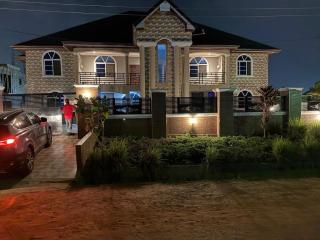 Deluxe Kingsize Bedroom In Tema - Afienya - 6