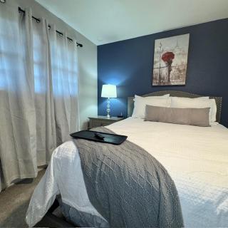 Raider Retreat-Your TTU Basecamp - 2