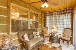 Drifting Feather Mountain Cabin Waterfront Deck - 5