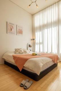 Jeongja Station 1 minute Mono House Cozy Loft-2 Beds-Netflix-Cafe Street - 2