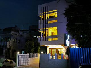 Hotel Thakur Galaxy, Sadar Market - 7