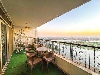 Luxurious 3BR Apt Maadi with Nile & Pyramid View - Il Cairo - 0