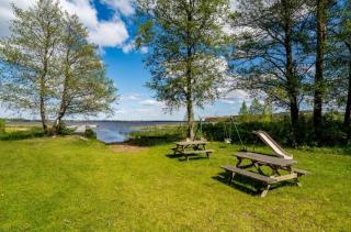 Summer cottage near water - Åsbro - 2