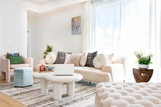 Unique 4-bedroom Apartment - 0
